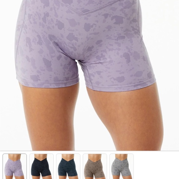 Alphalete power surface shorts - Picture 3 of 9